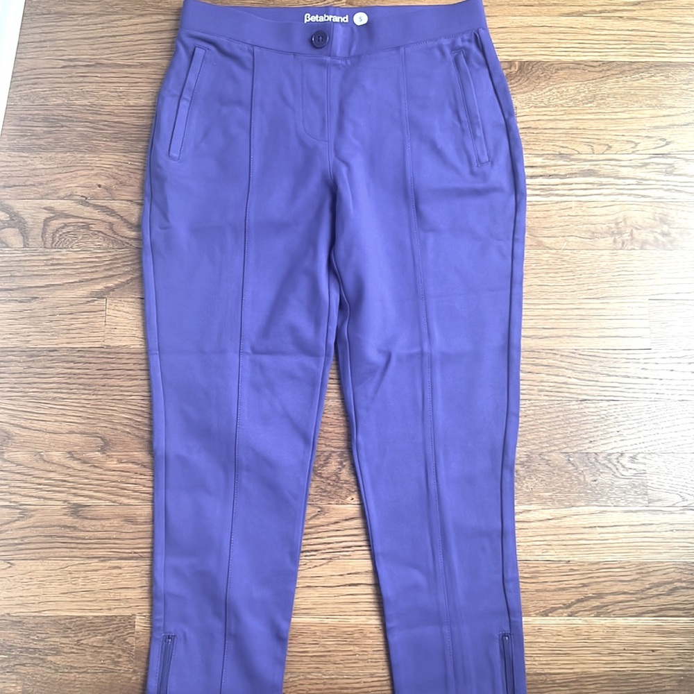 Betabrand purple skinny pants with zippers on ankle small